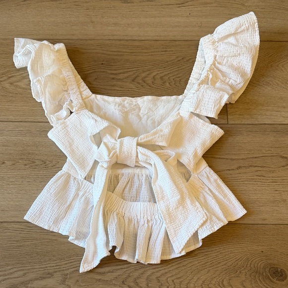 Miami White Ruffled Blouse - Picture 2 of 4